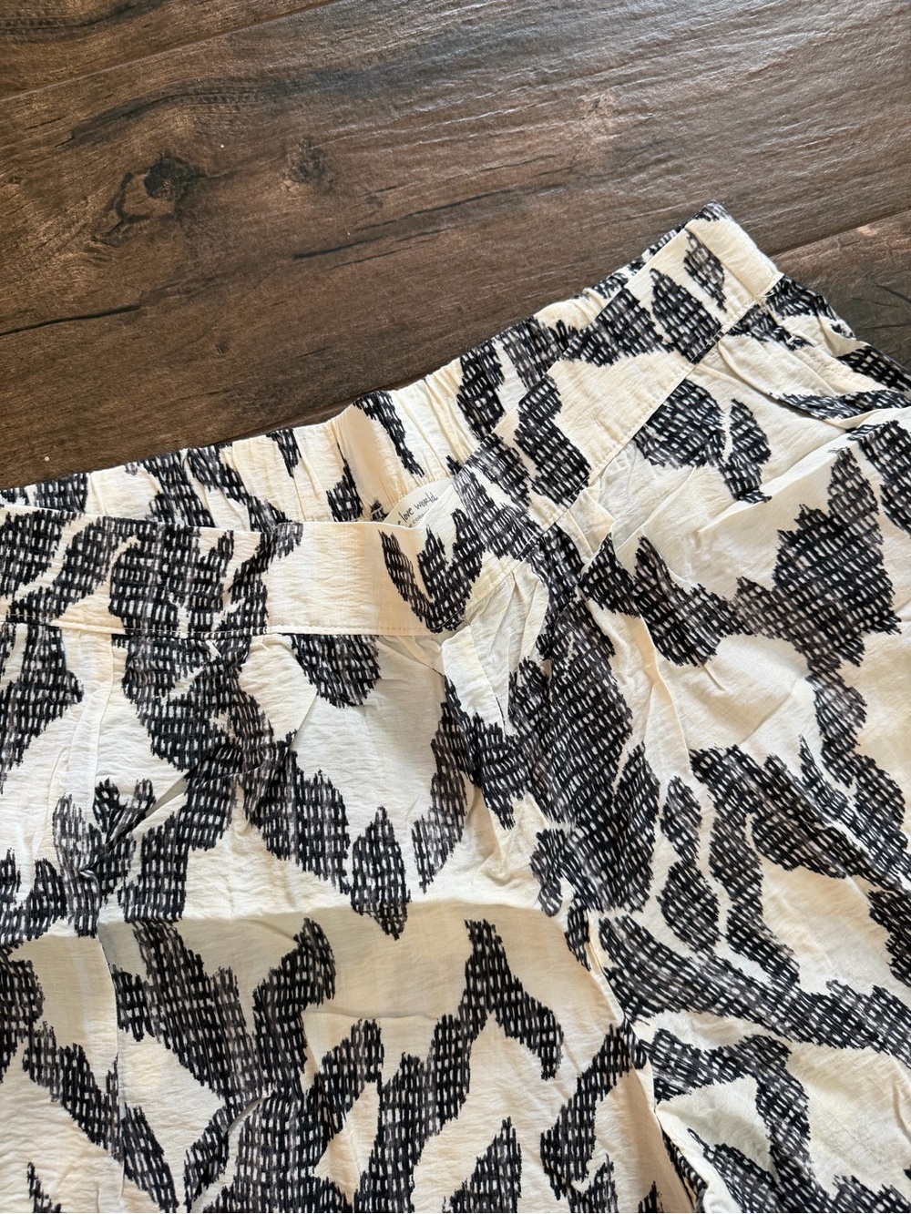 Peace Love World Black & White Wide Leg Printed Palazzo Pants - Picture 3 of 7